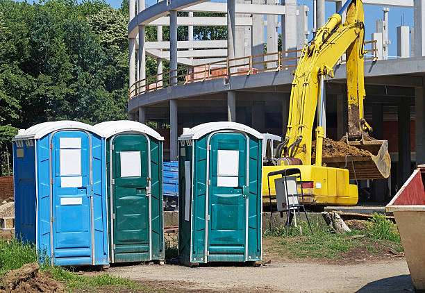Best VIP or Luxury Restroom Trailers  in Burbank, CA
